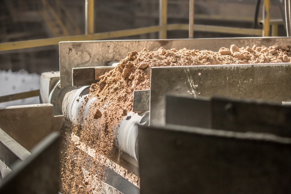 Material on conveyer belt